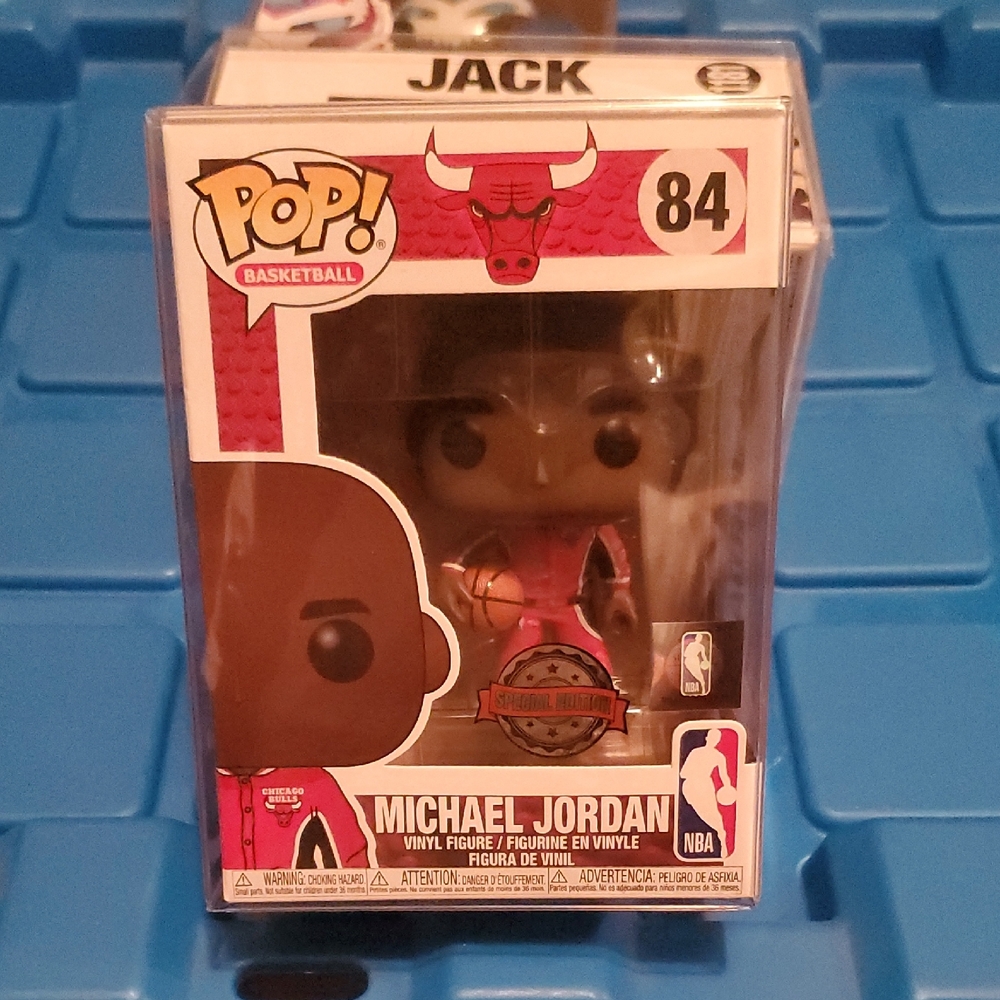NBA Michael Jordon #84 Funko Pop Nba Special Edition